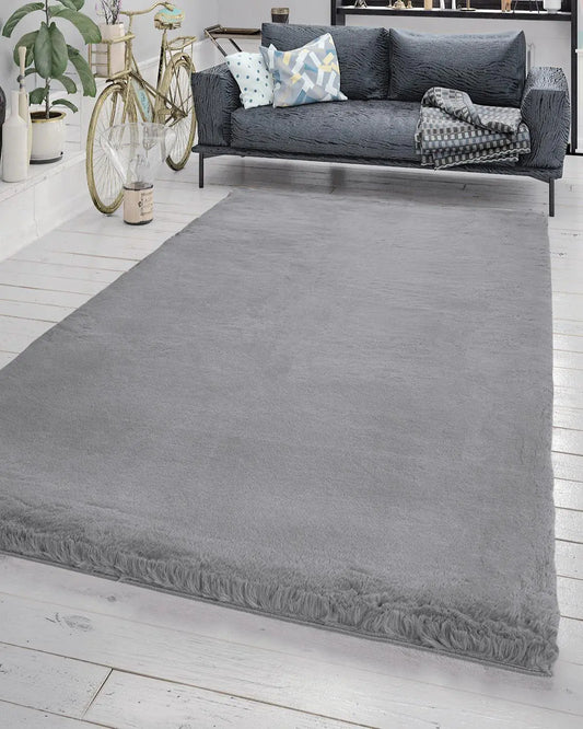 CozyFuzz Gray Fur Carpet 160x220