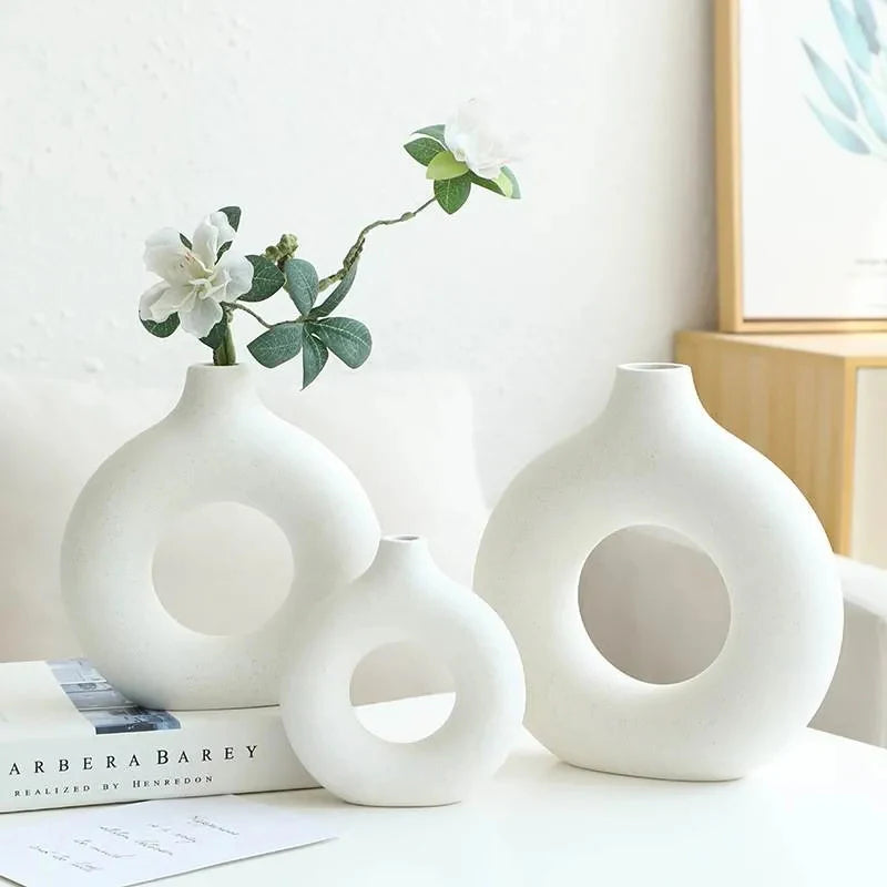 Nordic Circular Hollow Ceramic Vase