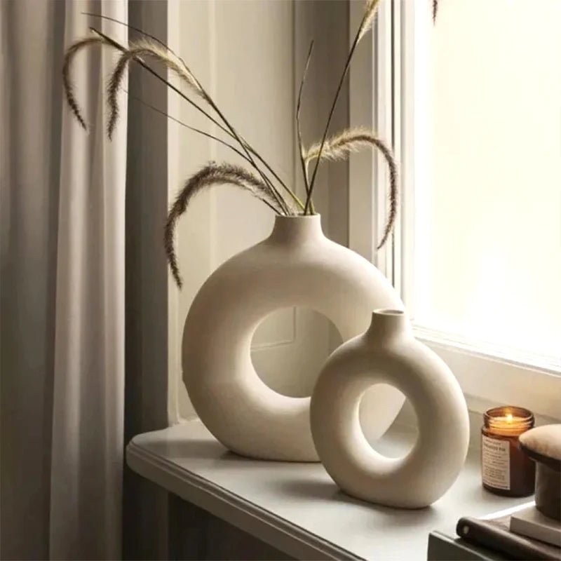 Nordic Circular Hollow Ceramic Vase