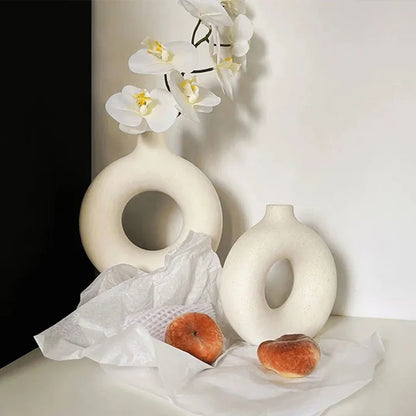 Nordic Circular Hollow Ceramic Vase