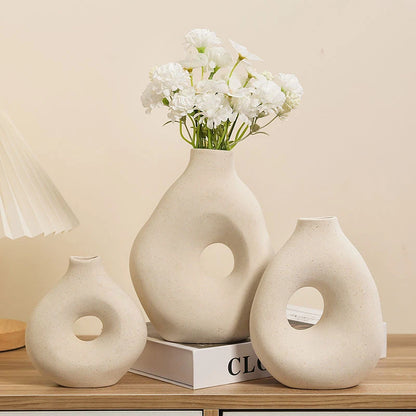 Nordic Circular Hollow Ceramic Vase
