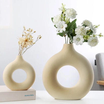 Nordic Circular Hollow Ceramic Vase