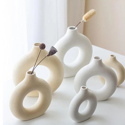 Nordic Circular Hollow Ceramic Vase