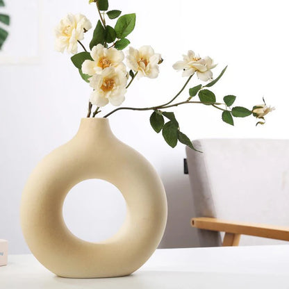 Nordic Circular Hollow Ceramic Vase